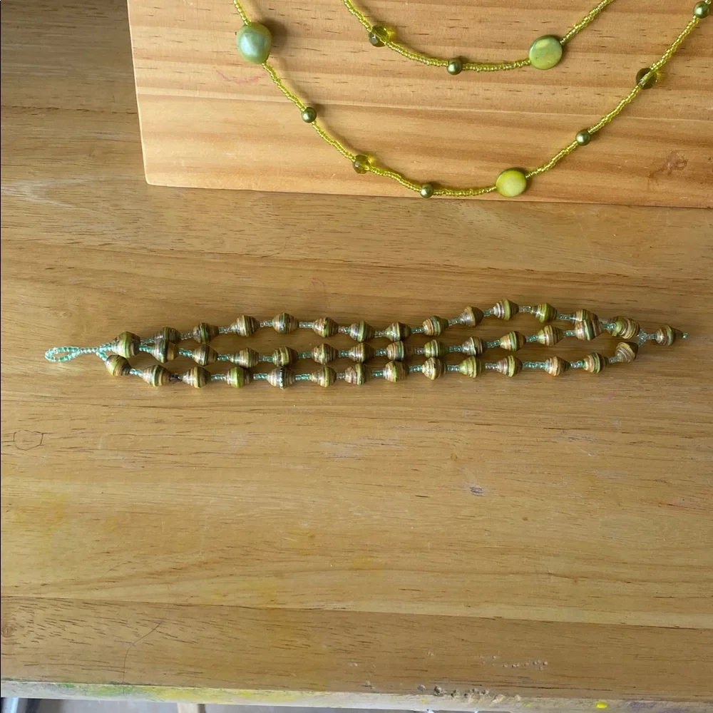 Vintage 1990s Rolled Paper Beaded Bracelet with necklace